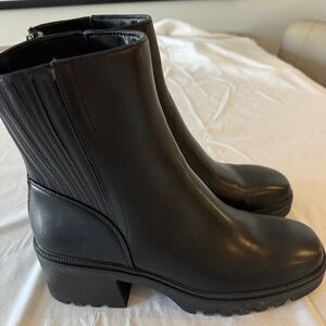 Forever 21 Black Boots Size 9